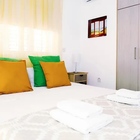 Villa Nissini Nero, 3 Bedroom With Private Pool, 5 Min To The Ayia Napa